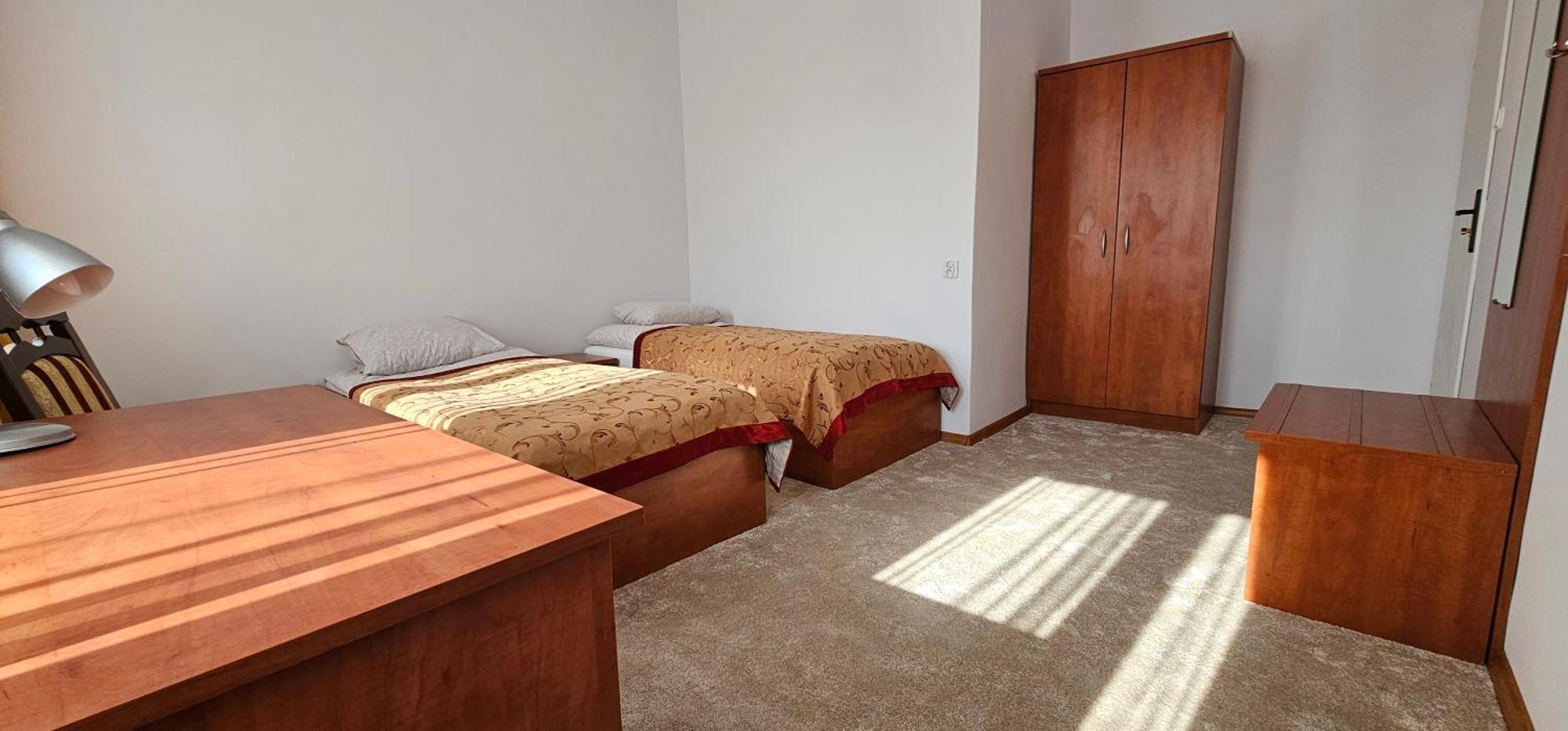 Rest Hostel Airport Modlin Nowy Dwór Mazowiecki Zewnętrze zdjęcie
