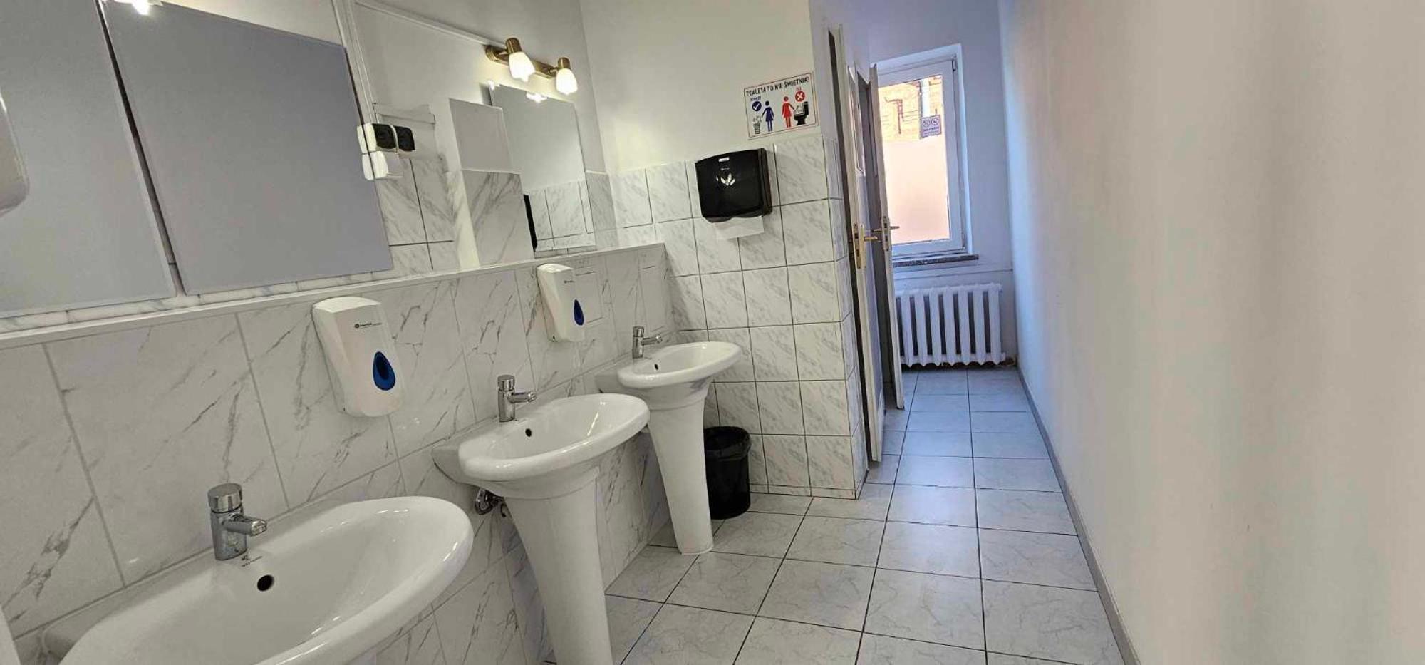 Rest Hostel Airport Modlin Nowy Dwór Mazowiecki Zewnętrze zdjęcie